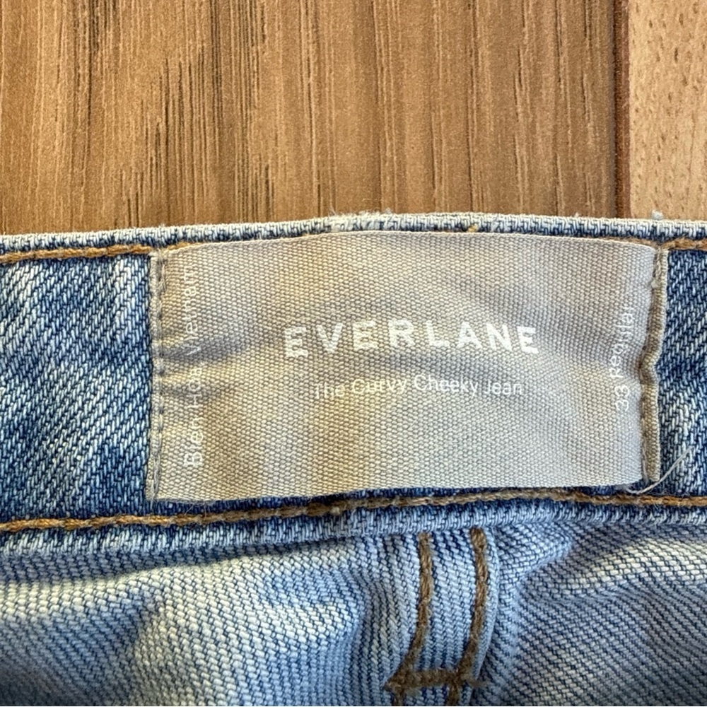 Everlane Women's Curvy Cheeky Jean Light Blue Denim Wash Size 33 Straight - Picture 4 of 10